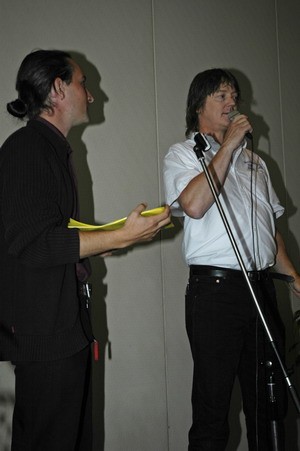 C�dric Carles et Marc Cellier pendant la c�r�monie officielle